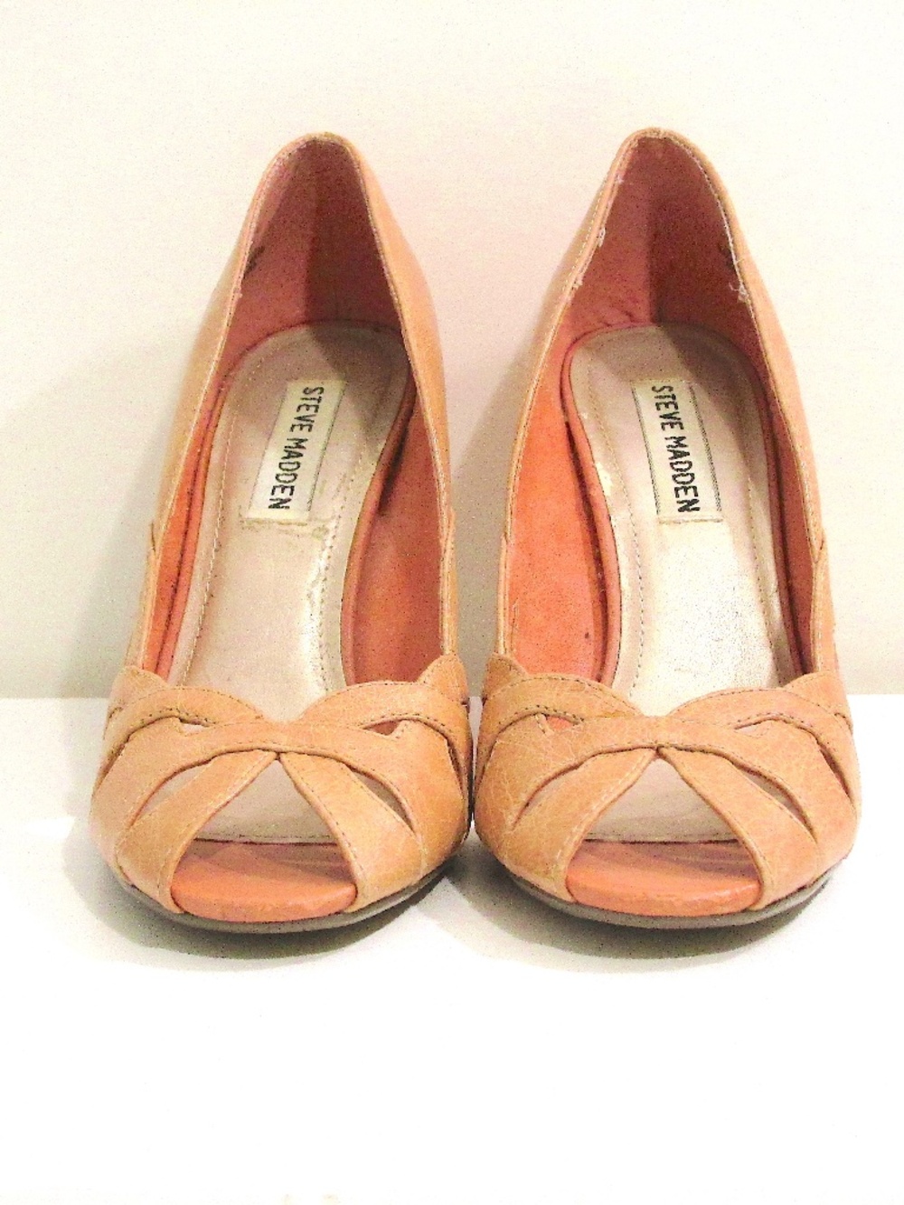 Steve Madden Vintage Peach Peep Toe Heels, Size 6.5